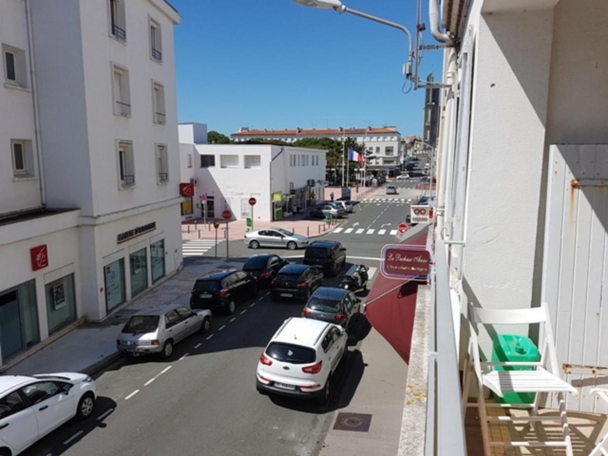 Appartement T3 Confortable A 300M Plage, Terrasse, Proche Commerces Et Marche Central - Fr-1-71-51 Royan Buitenkant foto