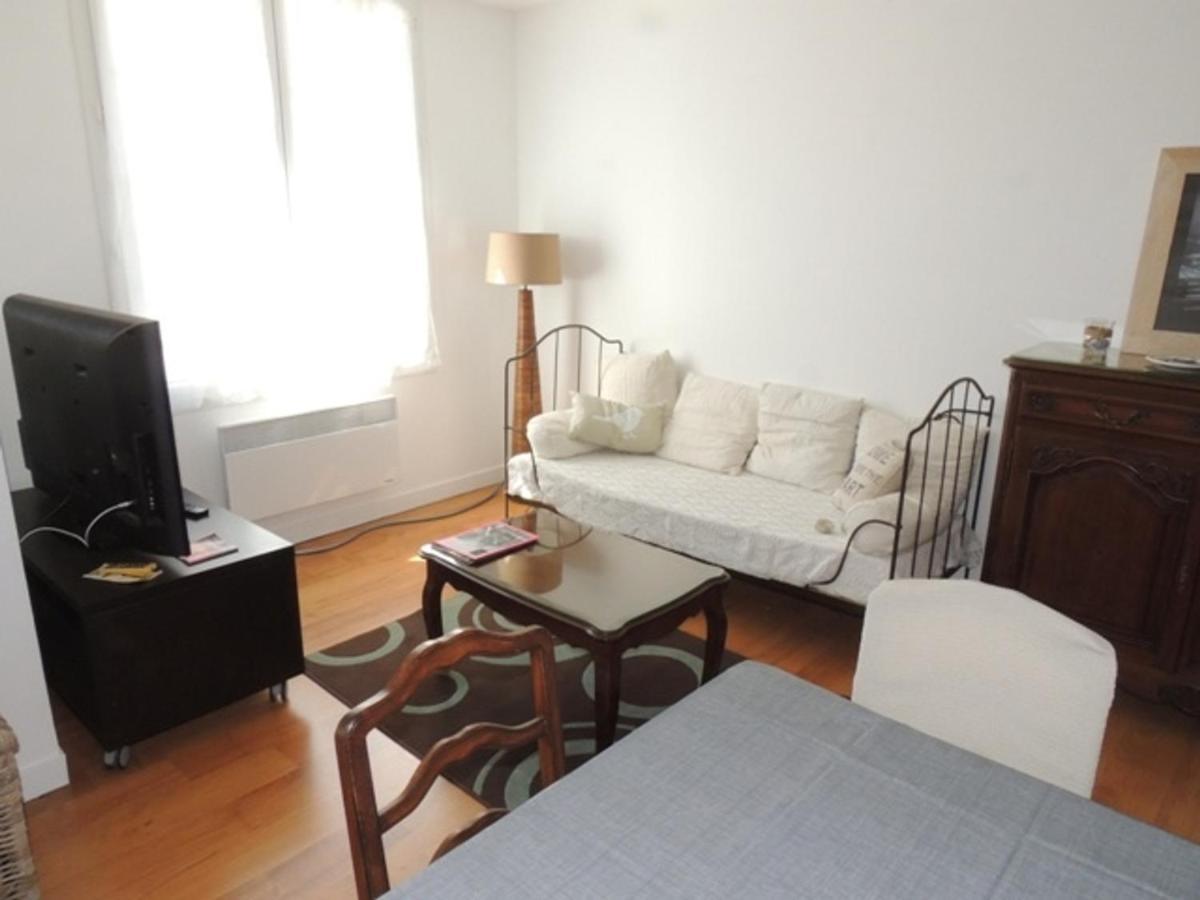 Appartement T3 Confortable A 300M Plage, Terrasse, Proche Commerces Et Marche Central - Fr-1-71-51 Royan Buitenkant foto