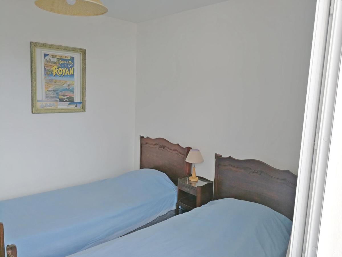 Appartement T3 Confortable A 300M Plage, Terrasse, Proche Commerces Et Marche Central - Fr-1-71-51 Royan Buitenkant foto